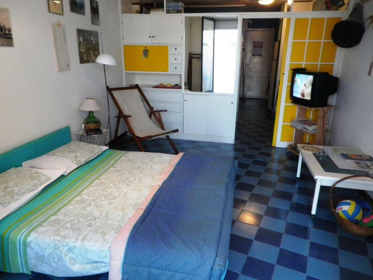 Aparthotel pietre nere à Giardini-Naxos Extérieur photo
